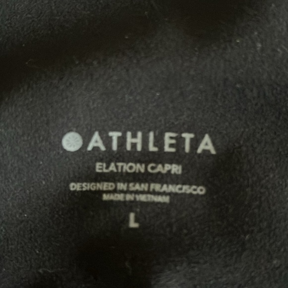Athleta Black Capri Leggings - Picture 3 of 3